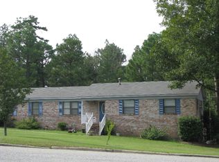 652 Hampton Cir, Belvedere, SC 29841