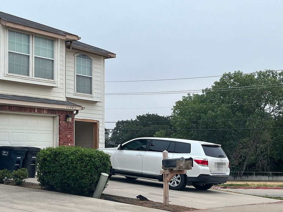 2nd image of 12665 Bay Ave