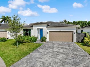 2937 SE 3rd St, Homestead, FL 33033