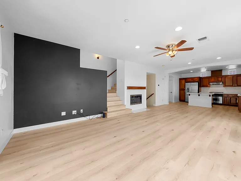 2281 Huntington Point Rd #139-1 — Photo 36