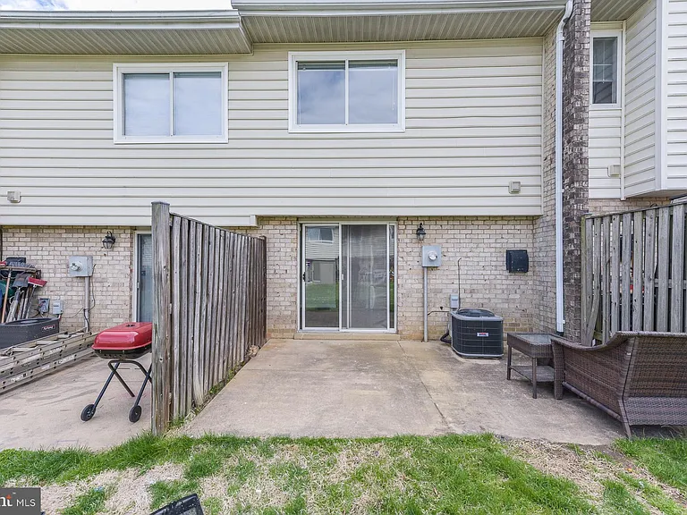 2208 Huston Pl — Photo 24