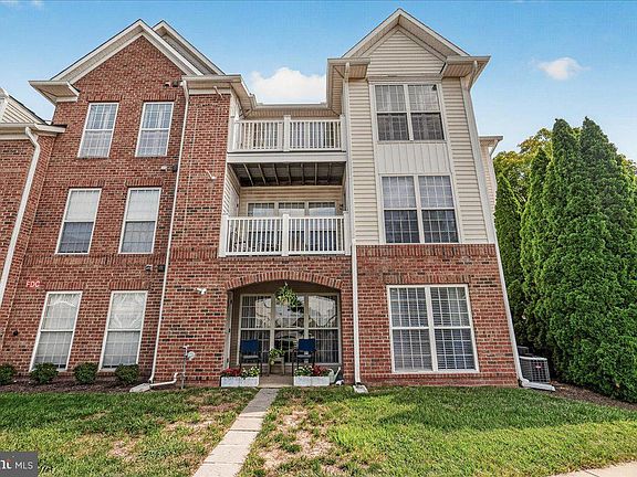 3rd image of 2506 Coach House Way APT 3D