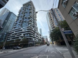 77 Shuter St #612, Toronto, ON M5B 0B8