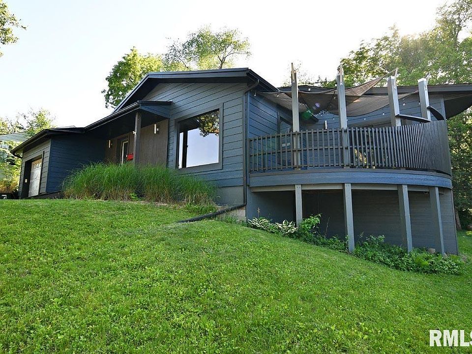 1st image of 3322 Tremont Ave