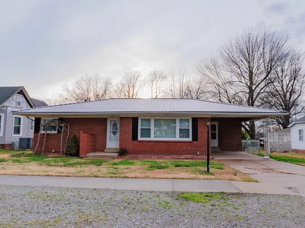 323 Olive St, La Center, KY 42056