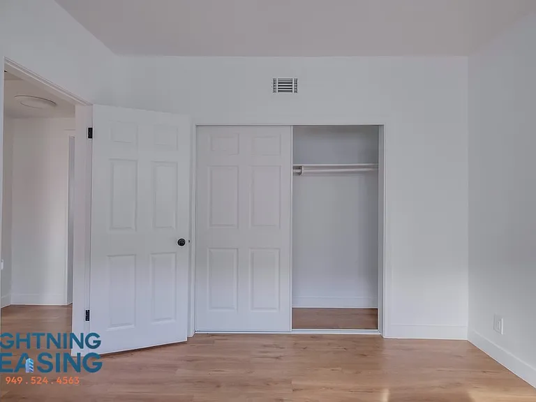 5312 Corteen Pl #16 — Photo 21