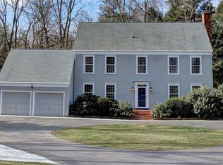 7 Ivy Knl, Westport, CT 06880