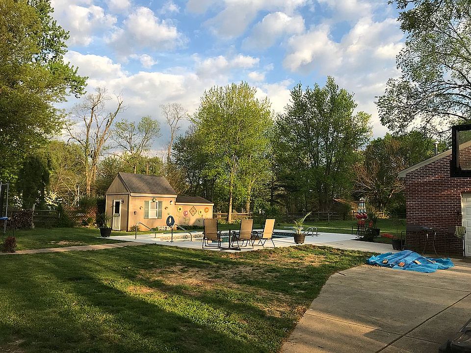 2nd image of 2279 Berrywood Dr