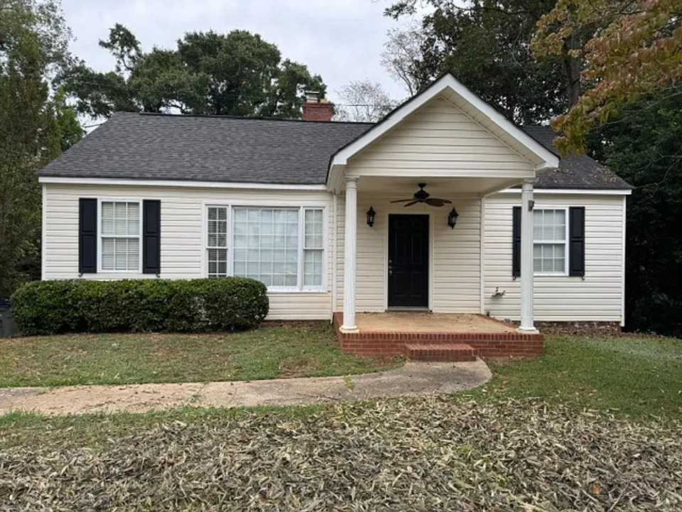 306 E McLendon Cir
