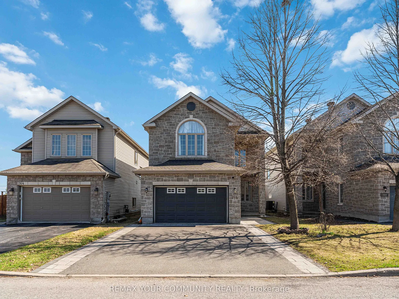 4 bed, $4,200 — Photo 1
