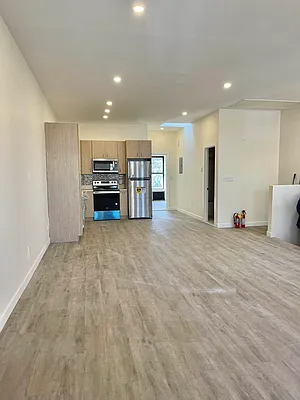 Rented by Voro NYC | media 12