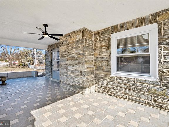 2nd image of 365 Kirks Ln