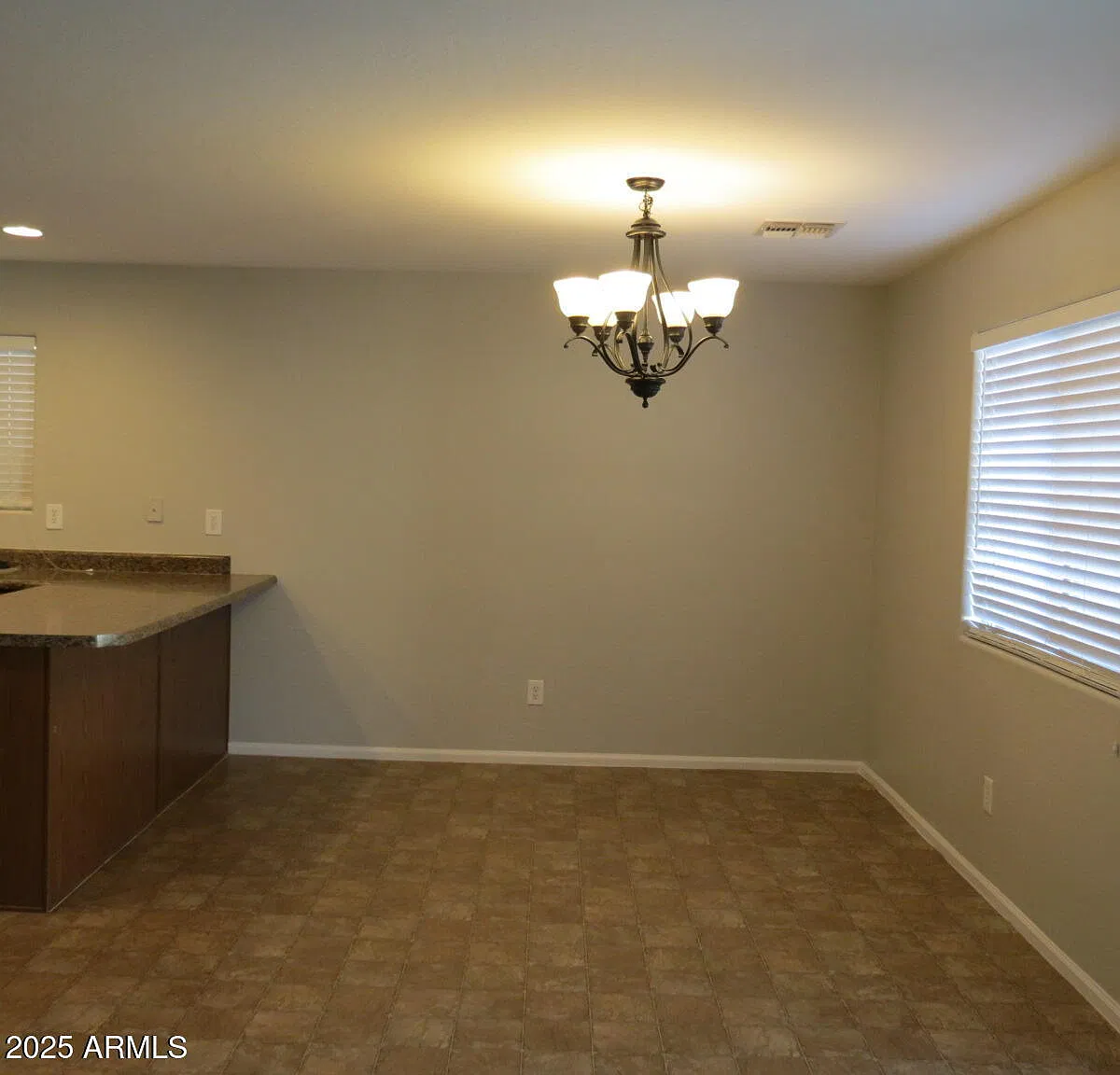 4 bed, 3.0 bath, 2196 sqft, $1,795 — Photo 3