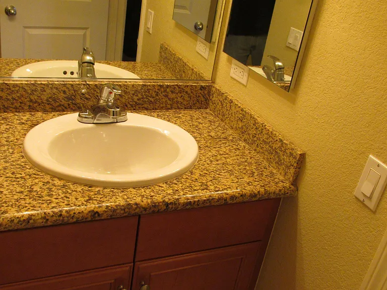 1423 Graves Ave #215 — Photo 9