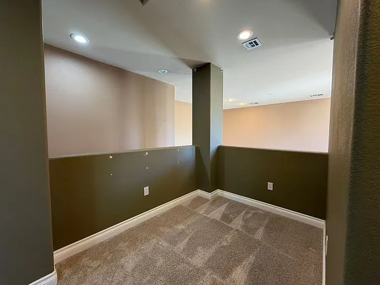 3925 Philomena St — Photo 8
