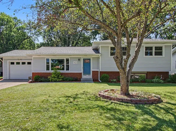 422 S Jackson Blvd, Chesterton, IN 46304