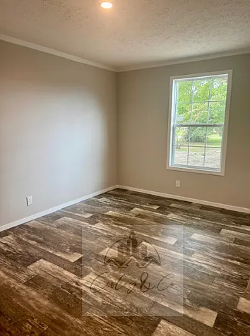73 Maple Tree Ln — Photo 8