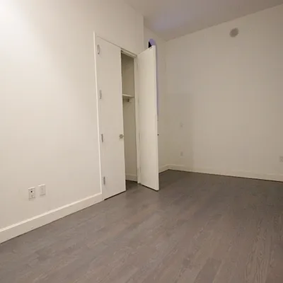 Rented by Nooklyn NYC LLC | media 46