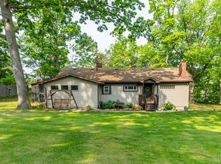 421 S Opdyke Rd, Auburn Hills, MI 48326