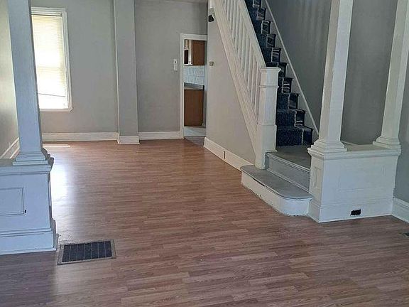 4th image of 4251 Richmond St