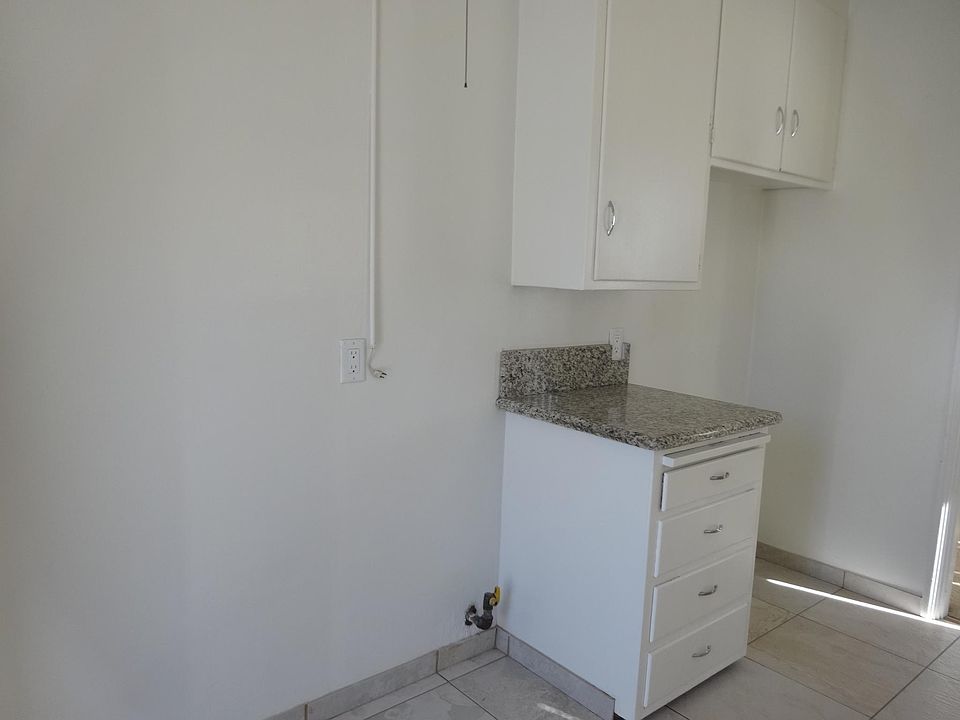 Refrigerator and Stove would fit