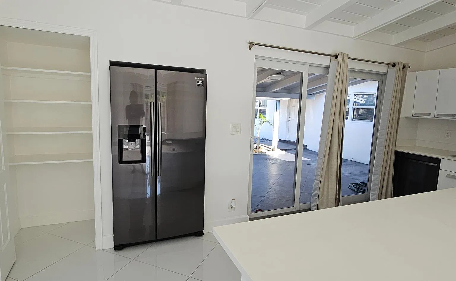 SW 13th Ct, Fort Lauderdale — Photo 3
