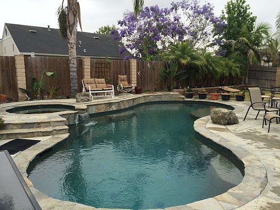 3rd image of 600 Myrtlewood Ct
