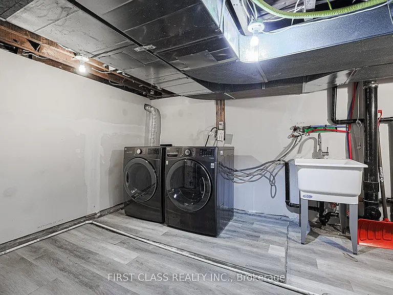 53 Aldridge Ave — Photo 22