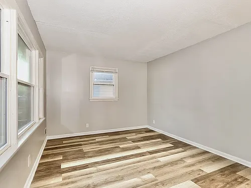 2408 Dexter St Photo 1