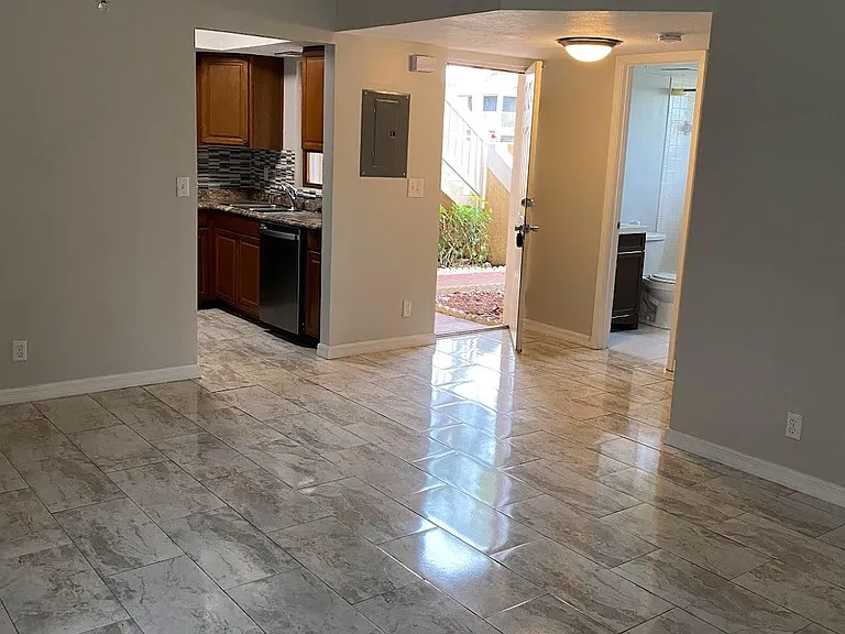 1544 SE Royal Green Cir #101 — Photo 1