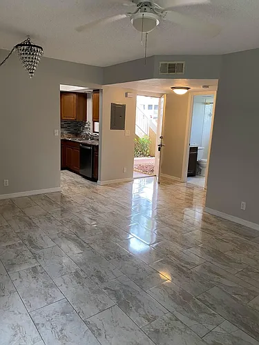 1544 SE Royal Green Cir #101 Photo 1