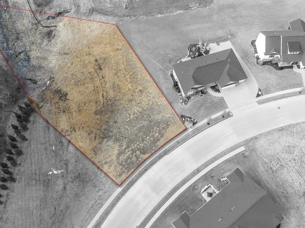 LOT 38 S Pointe Dr, Dubuque, IA 52003