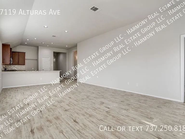 17119 Alturas Ave — Photo 10