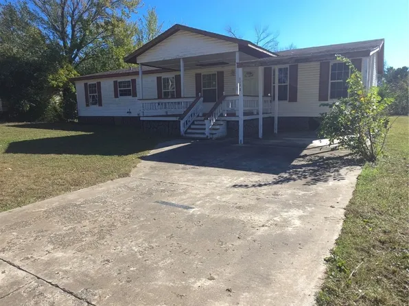 1109 N 6th St, Quinton, OK 74561