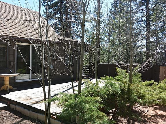 2nd image of 2890 Sacramento Ave #1
