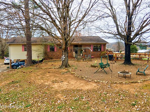 2nd image of 732 Echo Hill Way