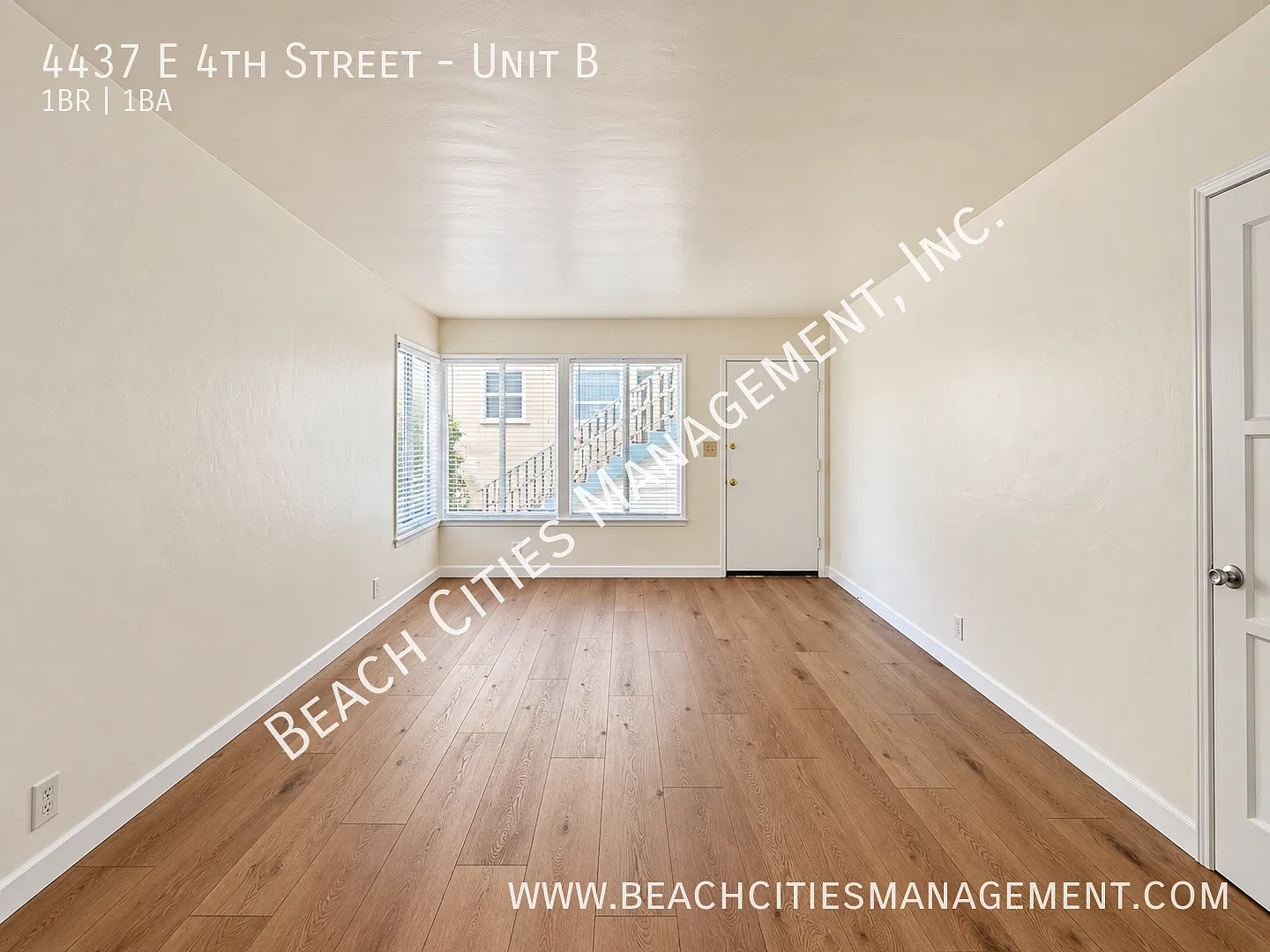Adorable One Bedroom One Bathroom Apartment In Long Beach! — Photo 4