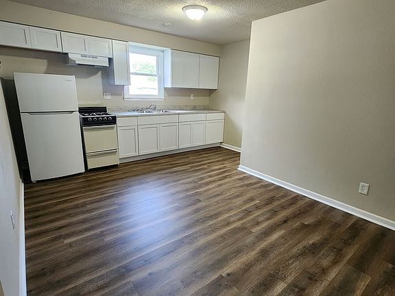 3rd image of 410 S 6th St #6