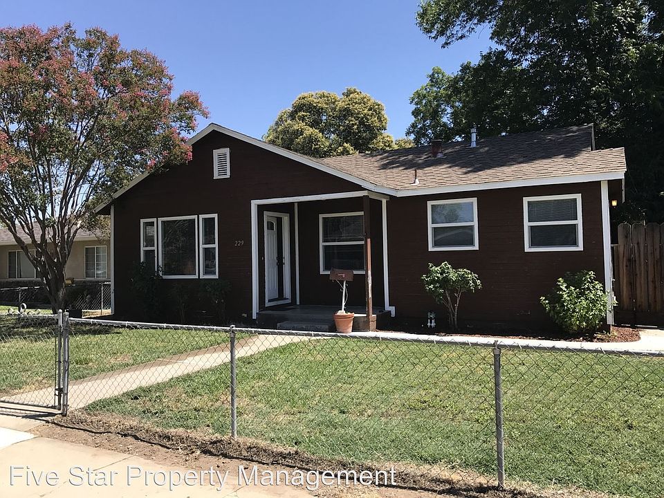 1st image of 229 Davitt Ave