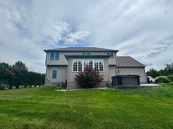 2nd image of 126 Meadowland Dr