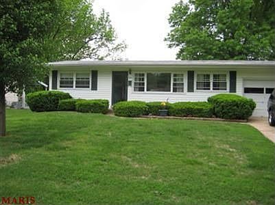 2nd image of 165 Grenoble Ln