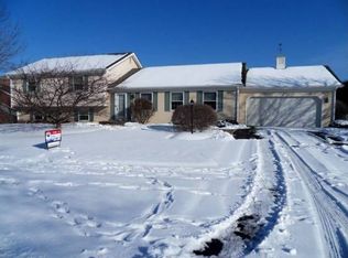 25W216 Salem Ave, Naperville, IL 60540