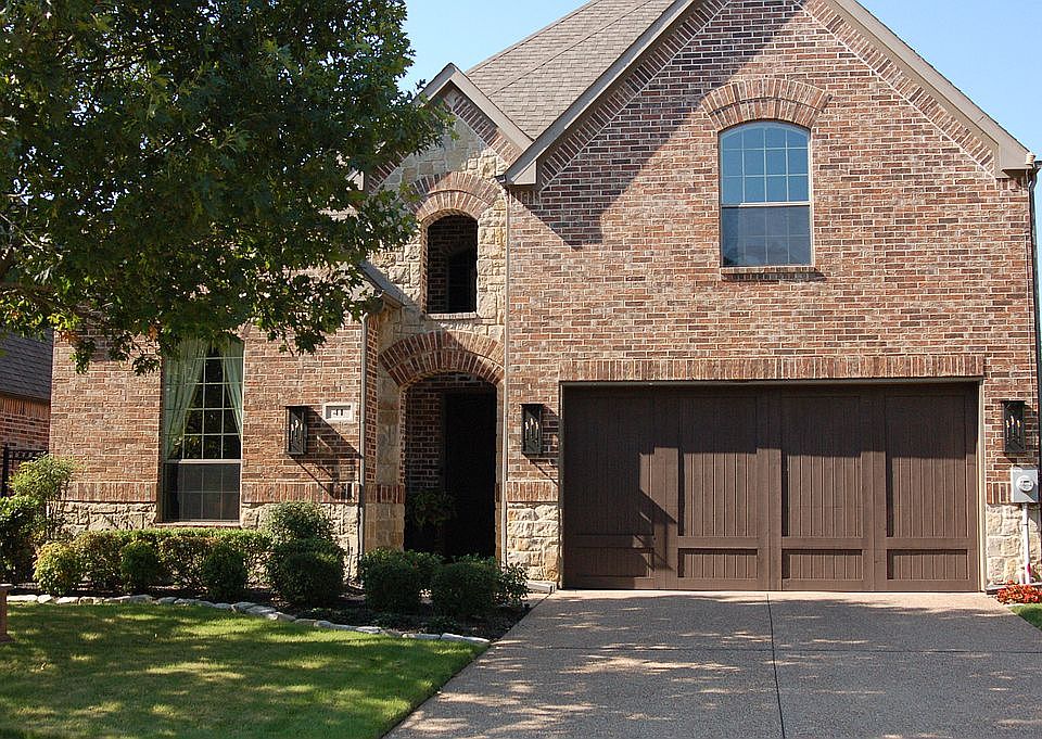 1st image of 41 Glistening Pond Dr