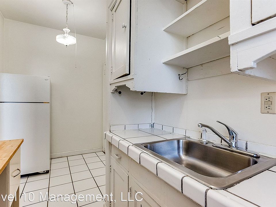 1st image of 2120 Garfield Ave