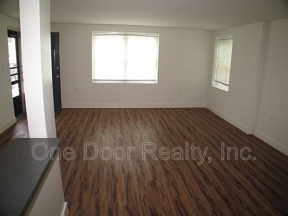 2nd image of 732 Scotland St APT 21