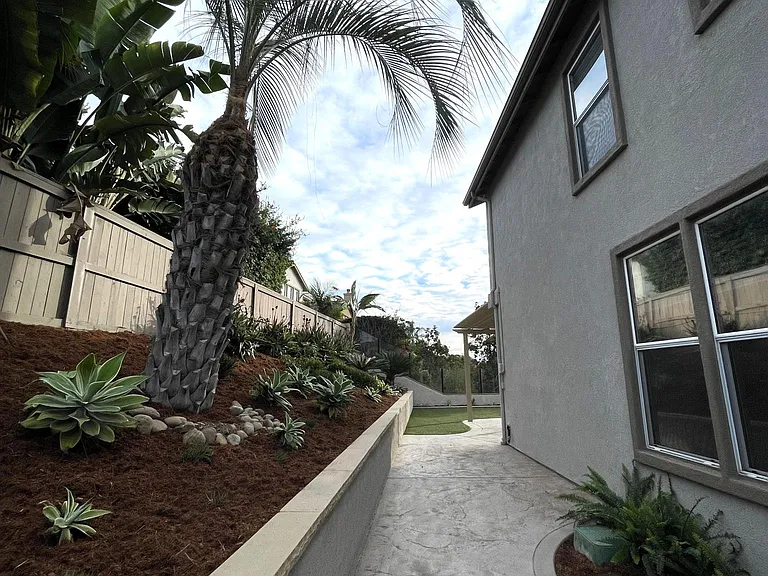 7844 Paseo Tulipero — Photo 28