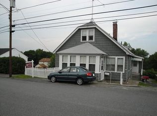 40 Thornton St, Lawrence, MA 01841