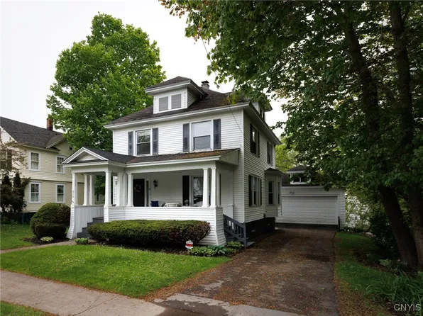 916 State St, Carthage, NY 13619