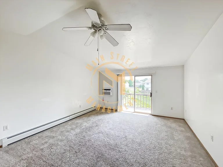 630 Trumpeter Trl — Photo 6