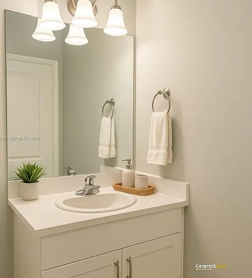 340 SW 121st Ter — Photo 4